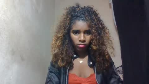 Snapshot of elina981 chatting on 07.27.26 elina981 online show from 07.27.26