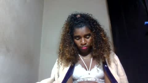 Snapshot of elina981 chatting on 07.28.26 elina981 online show from 07.28.26