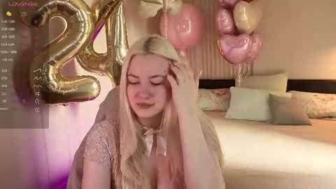 Elina online show from 06.18.26