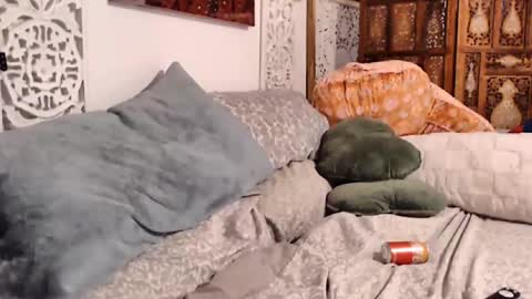 Snapshot of elinah_hanile chatting on 11.04.25 Elinah online show from 11.04.25