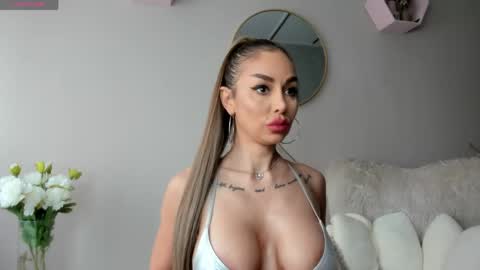 Elina online show from 05.04.26