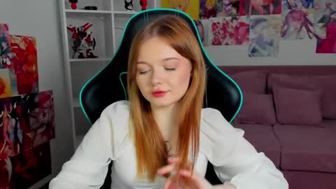 elinavale online show from 04.21.26