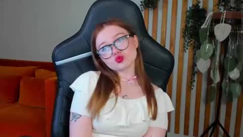 elinavale online show from 06.16.26