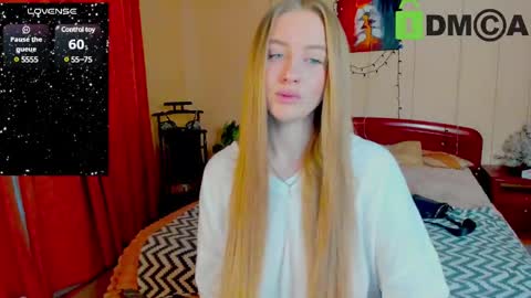 Snapshot of elinor_faith chatting on 01.04.25 elinor_faith online show from 01.04.25