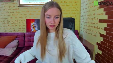 Snapshot of elinor_faith chatting on 10.08.25 elinor_faith online show from 10.08.25