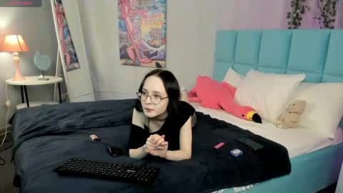 Elira Vane online show from 05.10.26