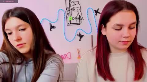 Snapshot of elis_sunny chatting on 03.09.26 elis_sunny online show from 03.09.26