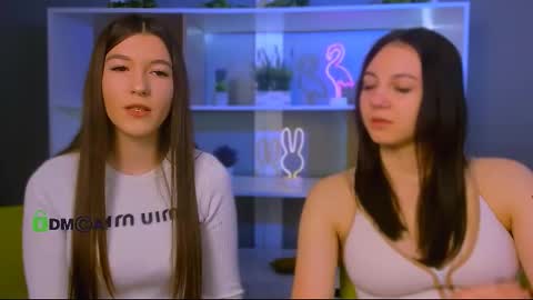 Snapshot of elis_sunny chatting on 03.12.26 elis_sunny online show from 03.12.26