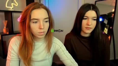 Snapshot of elis_sunny chatting on 03.15.26 elis_sunny online show from 03.15.26