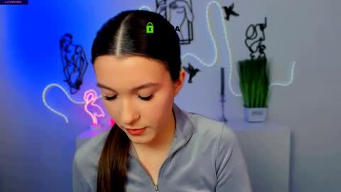 Snapshot of elis_sunny chatting on 03.16.26 elis_sunny online show from 03.16.26