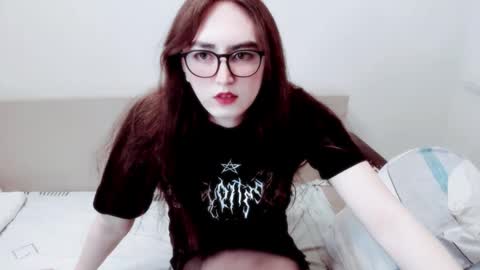 Snapshot of elisa_2001 chatting on 03.16.26 Liza online show from 03.16.26