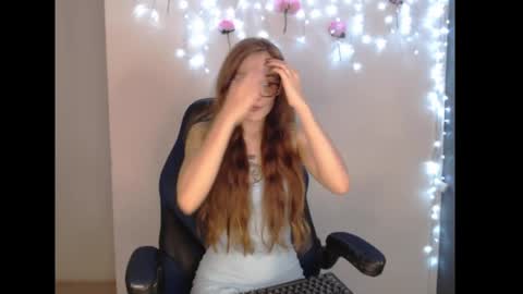 Snapshot of elisabeth_sarmiento chatting on 05.15.26 elisabeth sarmiento online show from 05.15.26