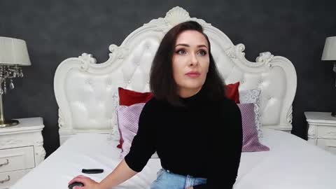 Krissy online show from 10.29.25