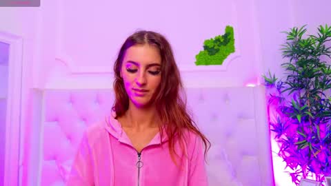 ElisaCharm online show from 05.06.26