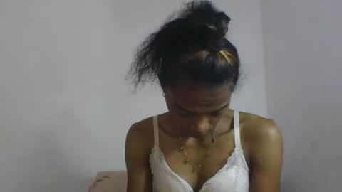 elisacich online show from 03.17.26