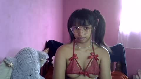 elisah01 online show from 06.12.26