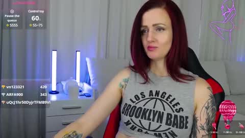 Snapshot of elisajanex chatting on 01.18.25 elisajanex online show from 01.18.25