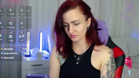 Snapshot of elisajanex chatting on 01.19.25 elisajanex online show from 01.19.25