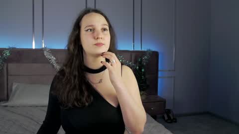 Elison online show from 01.04.25