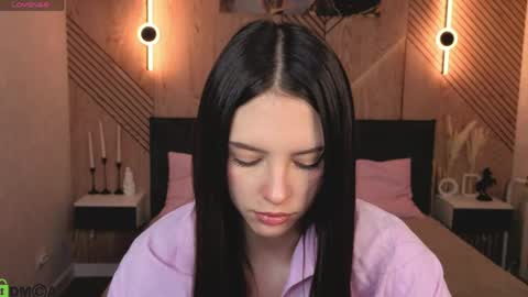 Elise online show from 04.22.26