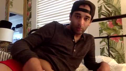 elisharay95 online show from 02.16.25