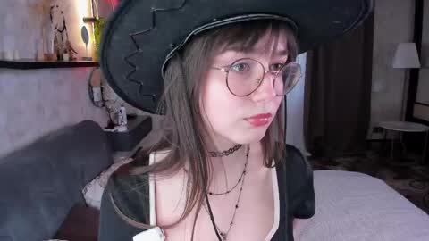 Elis online show from 04.24.26