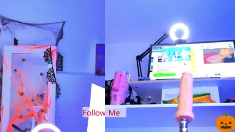 Snapshot of elissa__miller chatting on 10.22.25     ELISSA     online show from 10.22.25