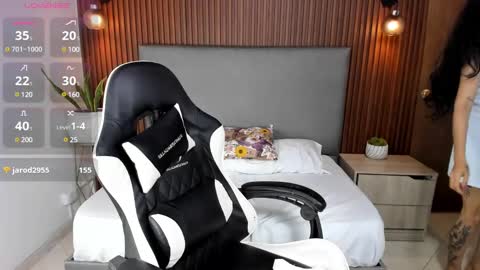 E L I S S A online show from 12.12.24