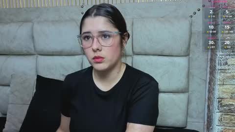 elisvega online show from 05.05.26
