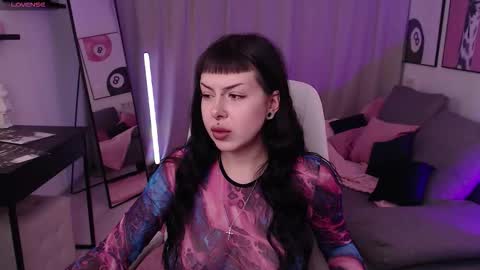 Ari online show from 12.02.25