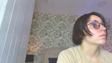 Eliza online show from 05.05.26