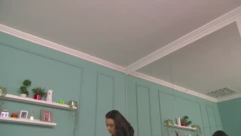 Snapshot of eliza_ibara chatting on 01.16.25 Eliza online show from 01.16.25