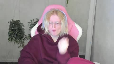 Elizabeth online show from 11.28.25