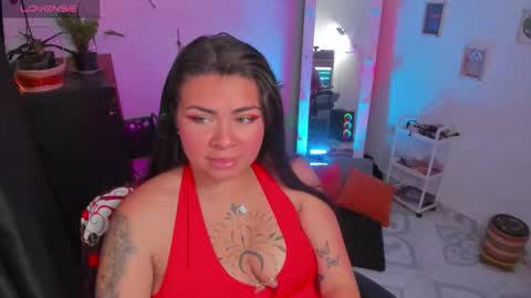 Elizabeth Martinez online show from 01.06.26