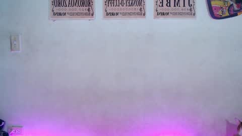 Elizabeth Taylor online show from 02.27.25