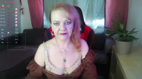 Snapshot of elizabethmonro chatting on 05.11.26 Hellomy name is Liset Monroe online show from 05.11.26