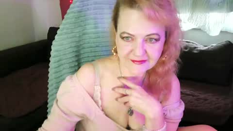 Snapshot of elizabethmonro chatting on 06.01.26 Hellomy name is Liset Monroe online show from 06.01.26