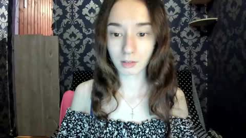 Snapshot of elizabethrice chatting on 12.21.24 elizabethrice online show from 12.21.24