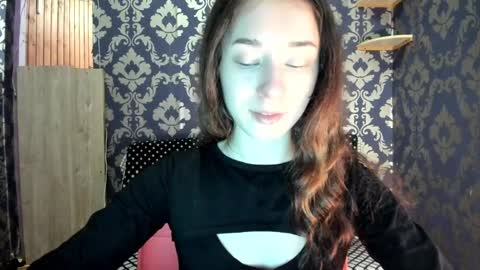 Snapshot of elizabethrice chatting on 03.05.25 elizabethrice online show from 03.05.25