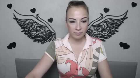 ElizabethSho online show from 07.18.26