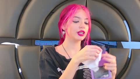 Elizabet online show from 01.27.25