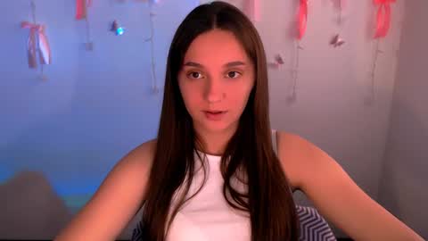 Snapshot of elizsun chatting on 06.13.26 elizsun online show from 06.13.26