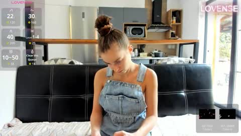 Eliz                               online show from 02.24.26