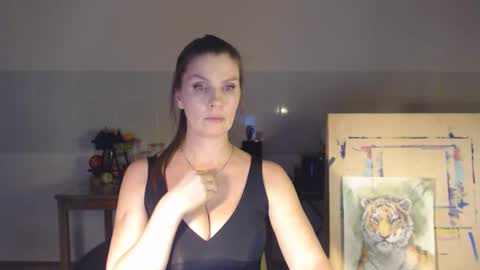 Snapshot of elizzo chatting on 02.15.25 Eliekind online show from 02.15.25