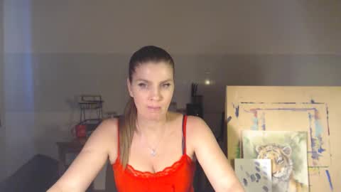 Snapshot of elizzo chatting on 03.05.25 Eliekind online show from 03.05.25