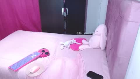 Ella  online show from 09.26.25