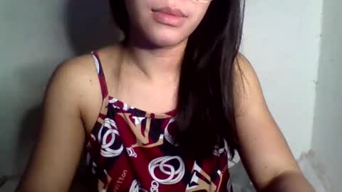 ella_babe25 online show from 04.04.26