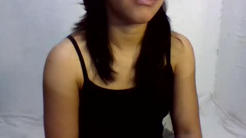 ella_babe25 online show from 04.27.26