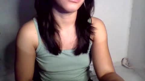 ella_babe25 online show from 04.28.26