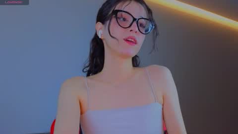 Snapshot of ella_hayes chatting on 12.03.24 Ella NEXT STREAM 1TH DECEMBER 1200 - 0800 AM AT MOSCOW TIME online show from 12.03.24